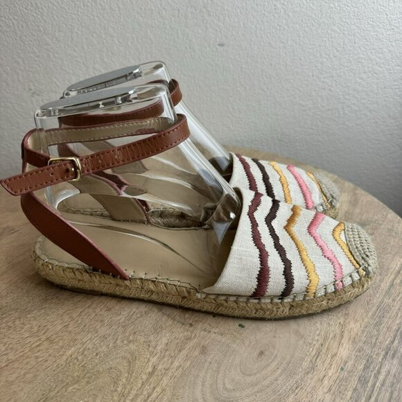 Ann Taylor Isabella Zebra Womens Espadrilles Flats Striped Pattern Canvas Size 9 - Picture 3 of 9